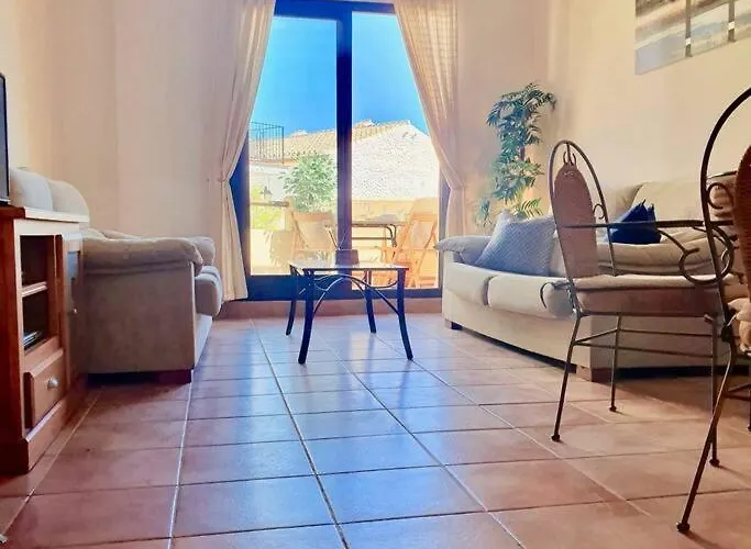 New Alquibla Gardens, Terrace & Pool Apartament