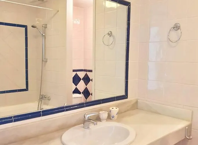 New Alquibla Gardens, Terrace & Pool Apartament *